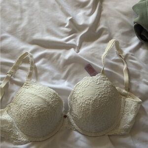 Savage X Fenty Cream Lace Bra